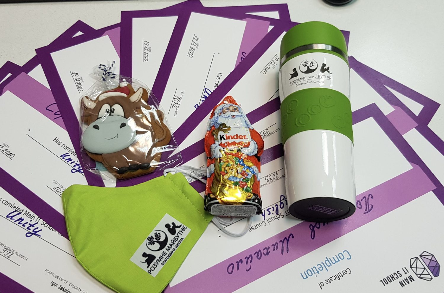 Certificates and gifts for graduates